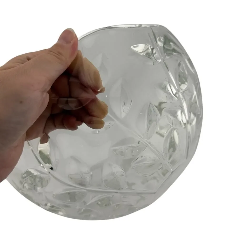 Tiffany & Co. Crystal Floral Vine Bowl 9.5 Inches Wide 4.5” High